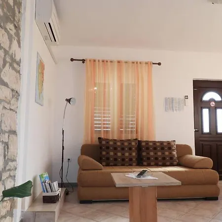 Quietly Country Terrace In Istra Apartmán Pifari