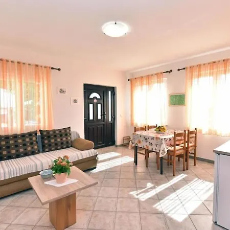 Quietly Country Terrace In Istra Apartmán *